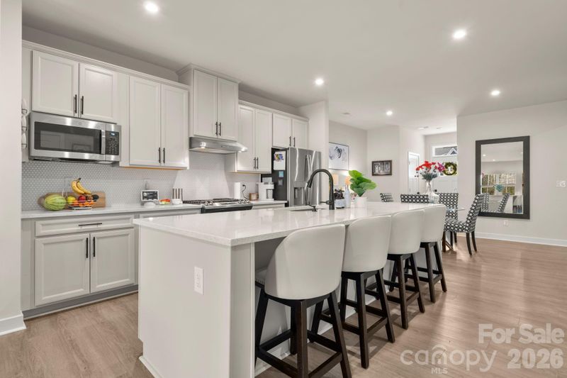 910 Prince Garrett Way, Denver, NC 28037