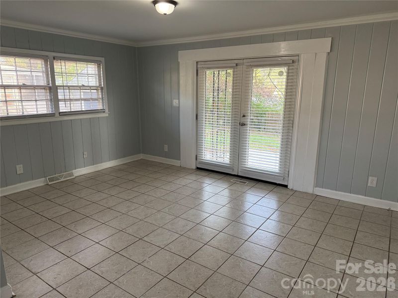 4723 Westcrest Dr, Charlotte, NC 28208