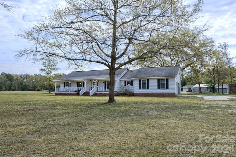 4226 Red Maple Rd, Kershaw, SC 29067