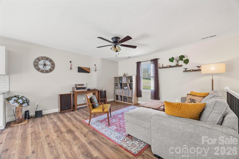 4206 Wimbledon Dr, Dallas, NC 28034