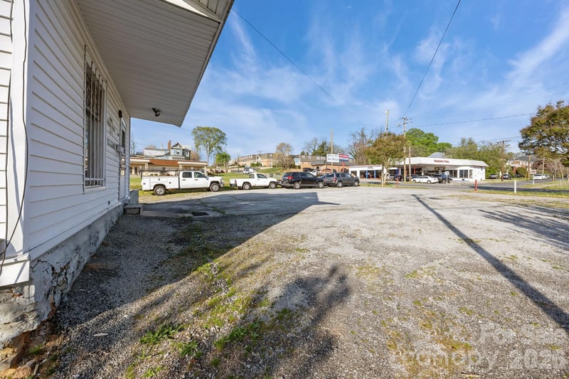 629 S Main St, Salisbury, NC 28144