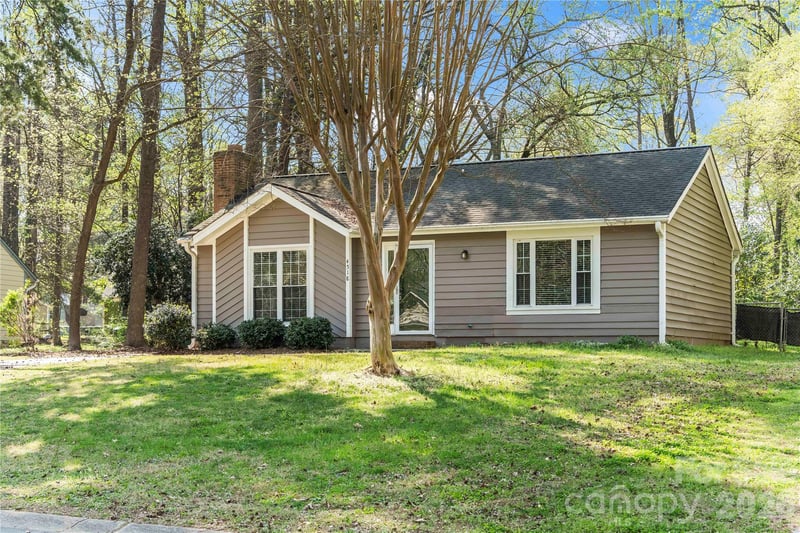 4518 Nicks Tavern Rd, Charlotte, NC 28215