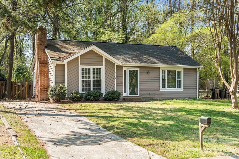 4518 Nicks Tavern Rd, Charlotte, NC 28215