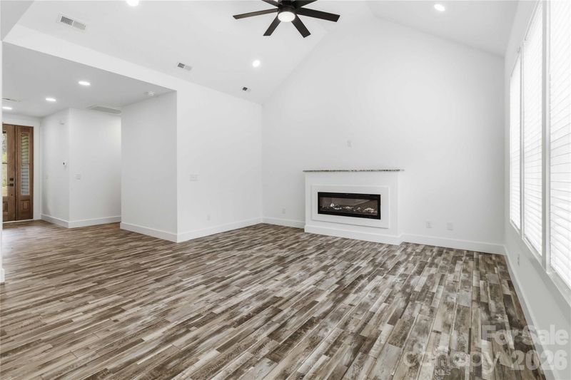 602 Stateline Rd, Clover, SC 29710
