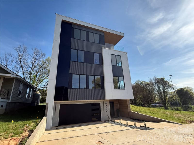 620 Cross Trail Dr, Charlotte, NC 28204