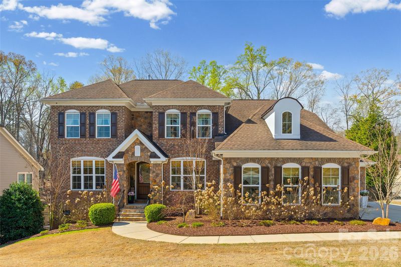 654 Chase Ct, Fort Mill, SC 29708