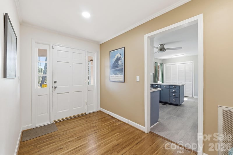 11715 Timber Ridge Rd, Charlotte, NC 28213