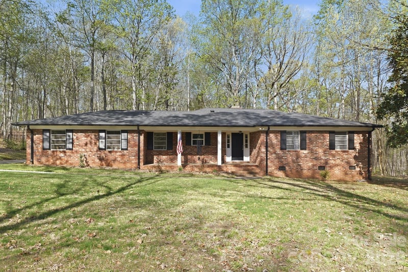 11715 Timber Ridge Rd, Charlotte, NC 28213