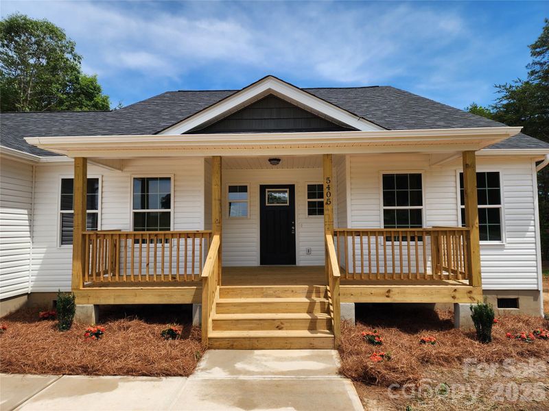 5405 Springs Rd #3, Conover, NC 28613