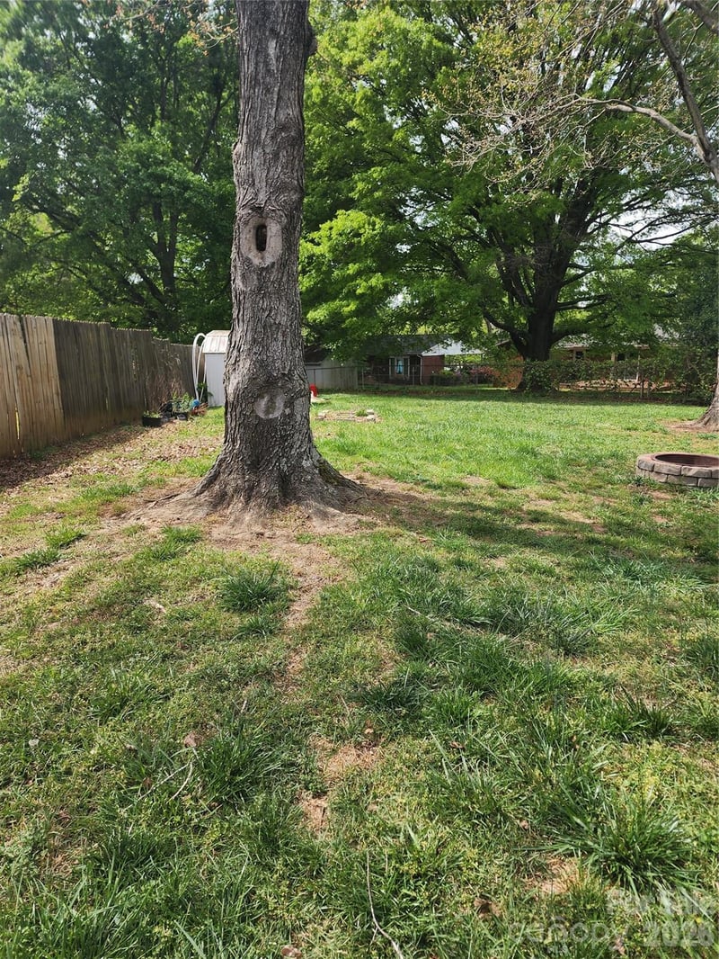 2119 Pamela St, Gastonia, NC 28054
