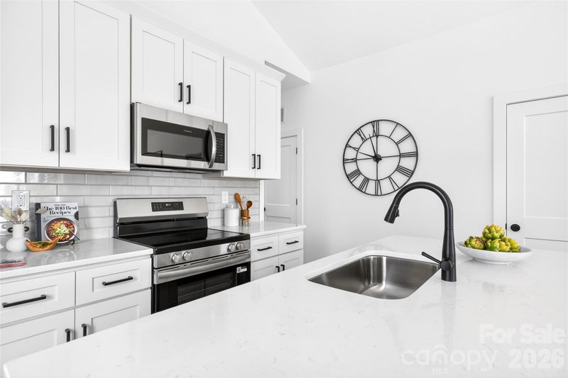 3133 Clermont Ave, Kannapolis, NC 28081