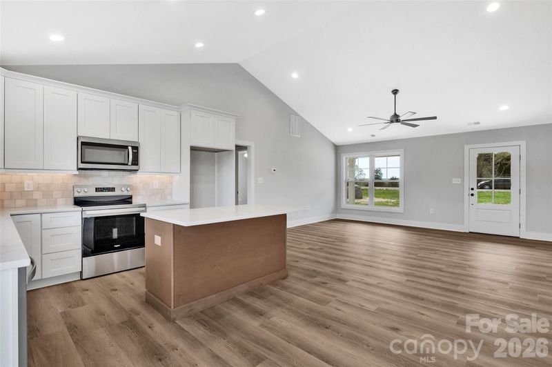 1297 Hartsoe Rd, Lincolnton, NC 28093