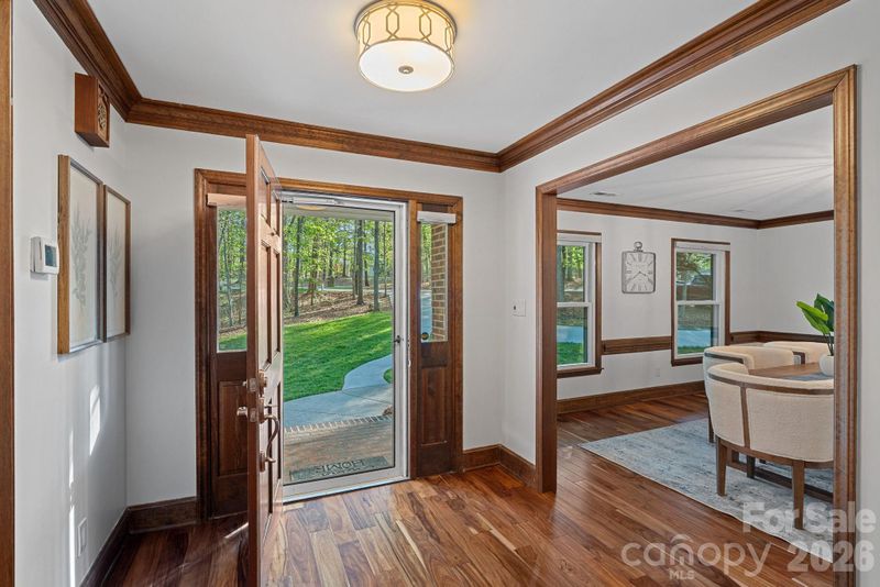 9500 Hampton Oaks Ln, Charlotte, NC 28270