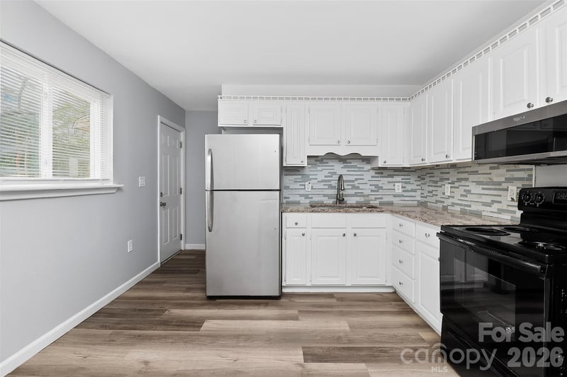 1019 Lewiston Ave, Charlotte, NC 28208