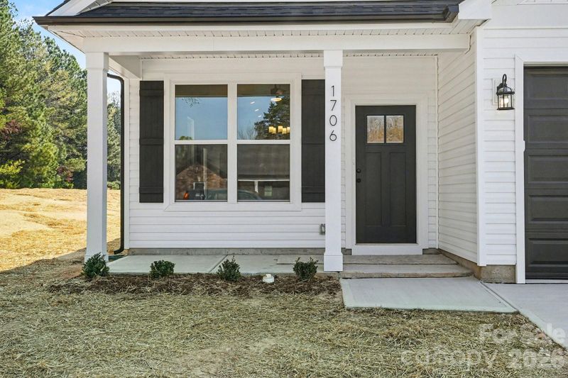 1706 Chapman Ave, Kannapolis, NC 28081