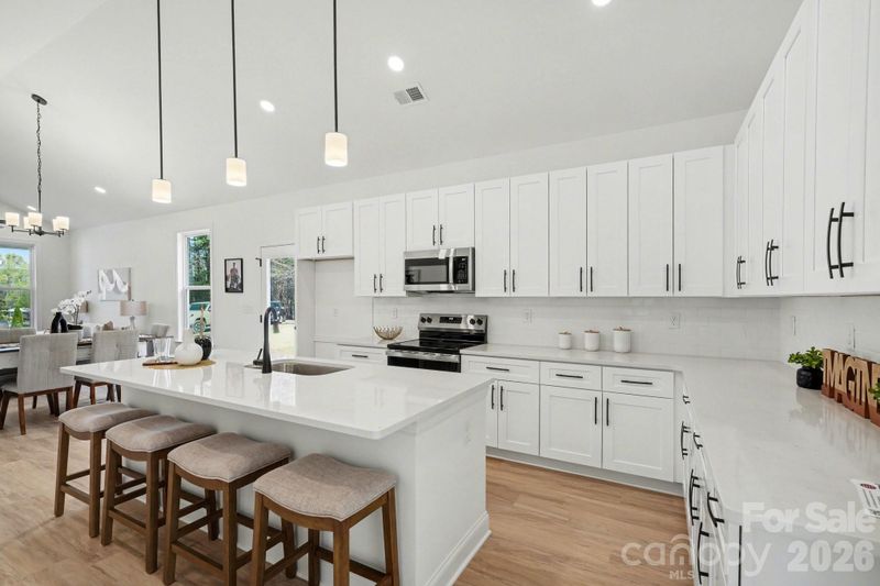 1706 Chapman Ave, Kannapolis, NC 28081