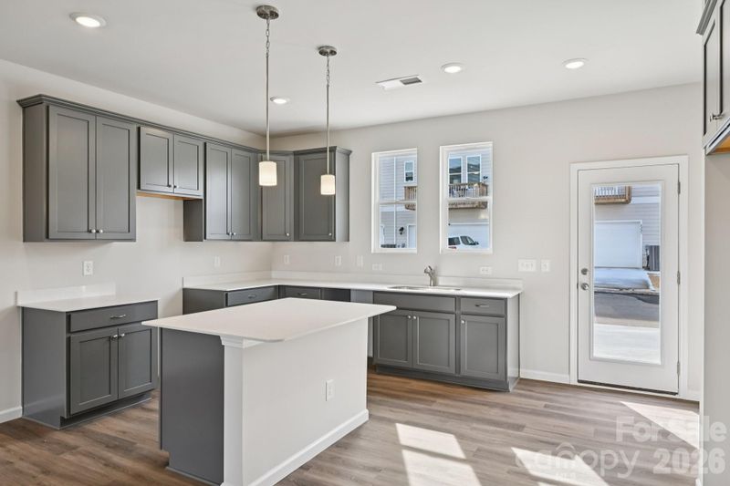 203 Vanguard Ln #14, Cramerton, NC 28032