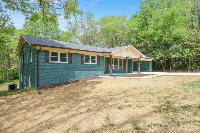 624 Flicker St, Concord, NC 28027