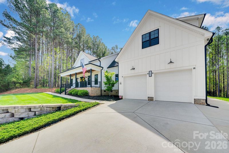 153 Winding Forest Dr, Troutman, NC 28166