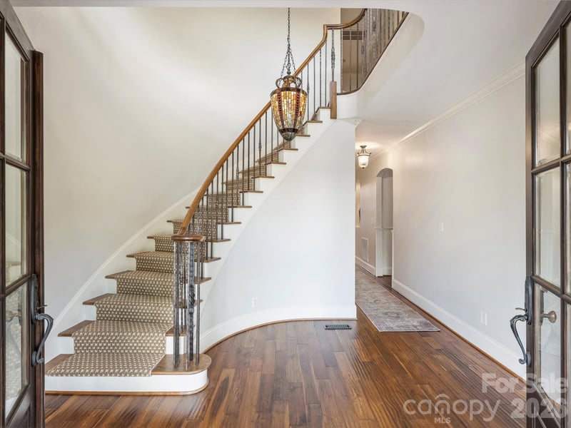 4330 Carmel Valley Rd, Charlotte, NC 28226