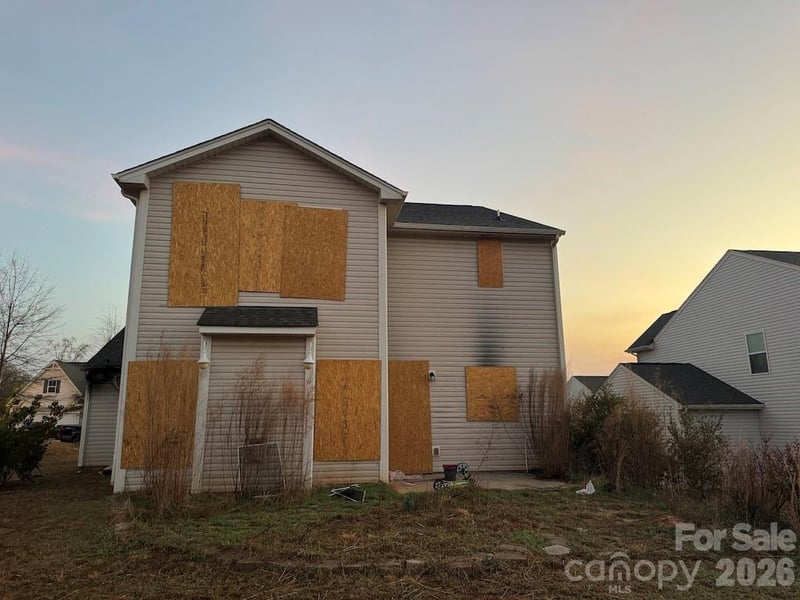 116 Abel Peterson Dr, Mount Holly, NC 28120