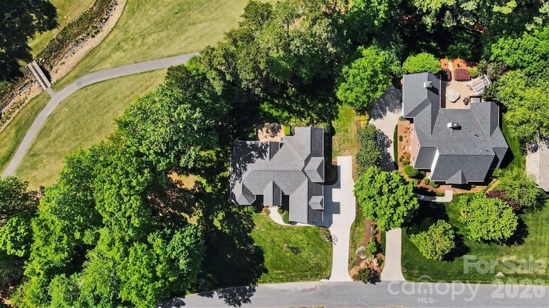 7806 Turnberry Ln, Stanley, NC 28164