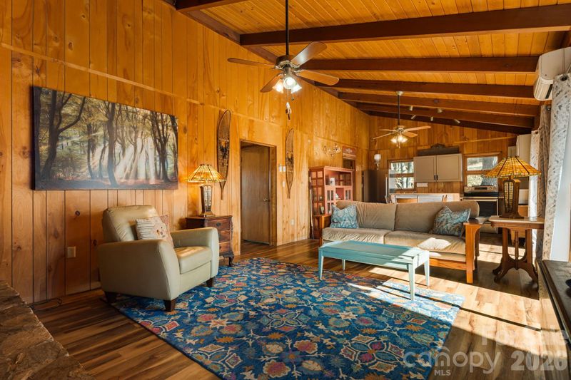 300 Francis Asbury Rd, Waynesville, NC 28785