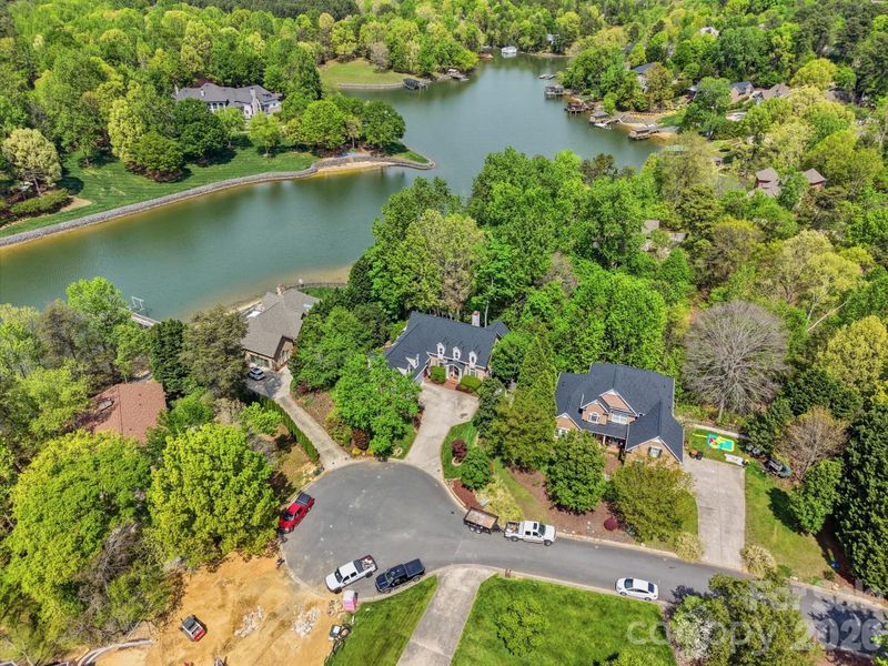 11078 Deep Cove Dr, Tega Cay, SC 29708