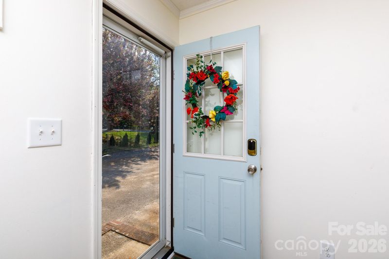 2640 Meadow Lark Ln, Gastonia, NC 28056