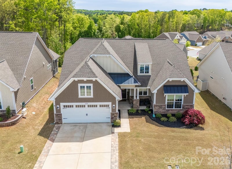 1228 Dali Blvd, Mount Holly, NC 28120