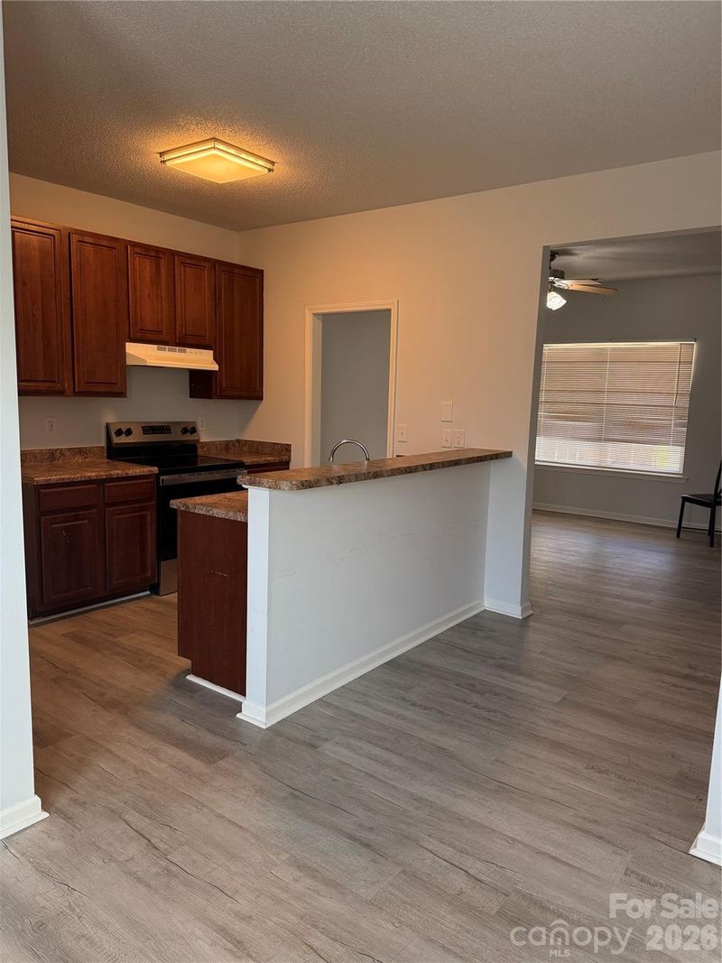 5411 E Nc 150 Hw #6, Lincolnton, NC 28092