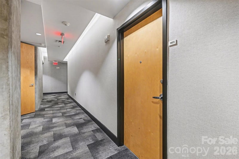210 N Church St #1411, Charlotte, NC 28202