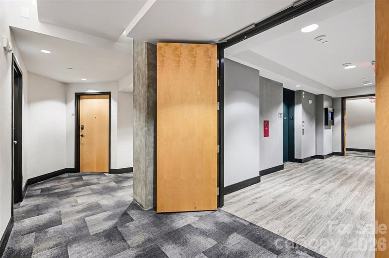 210 N Church St #1411, Charlotte, NC 28202