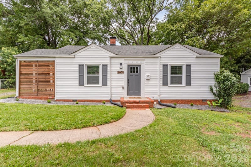 2601 Ashley Rd, Charlotte, NC 28208