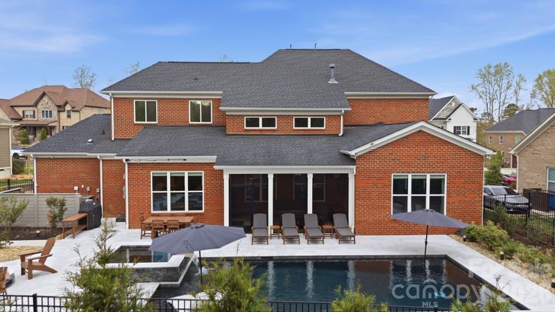 18526 Doves Crest Rd, Cornelius, NC 28031