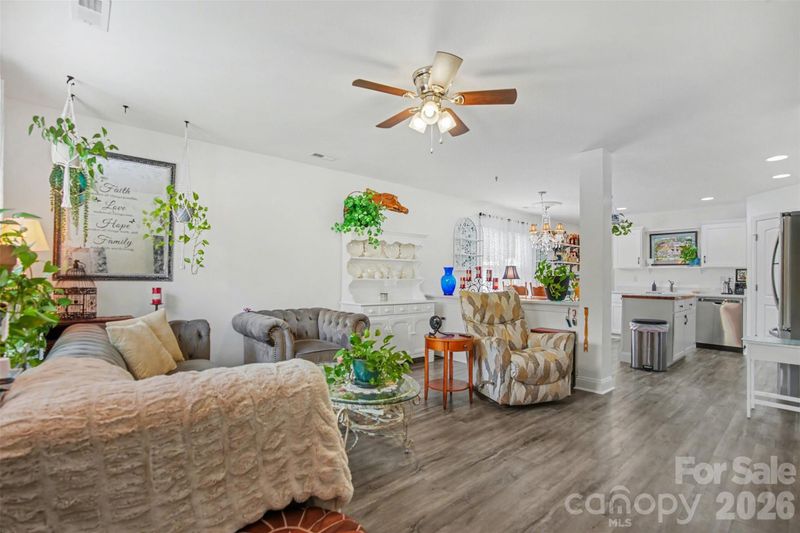 604 Eddleman Rd, Kannapolis, NC 28083