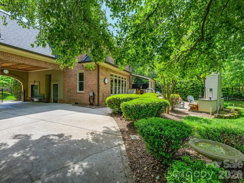 15635 Brem Ln, Charlotte, NC 28277