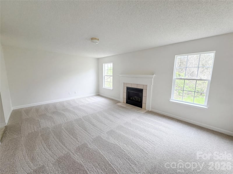 6620 Iron Brigade Ln, Charlotte, NC 28269