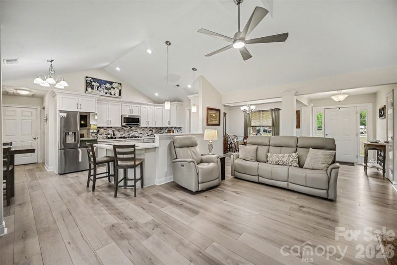 3048 Glenmoor Rd #6, York, SC 29745