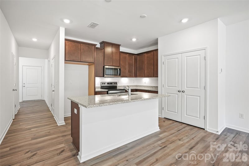 11916 Oak St, Charlotte, NC 28269