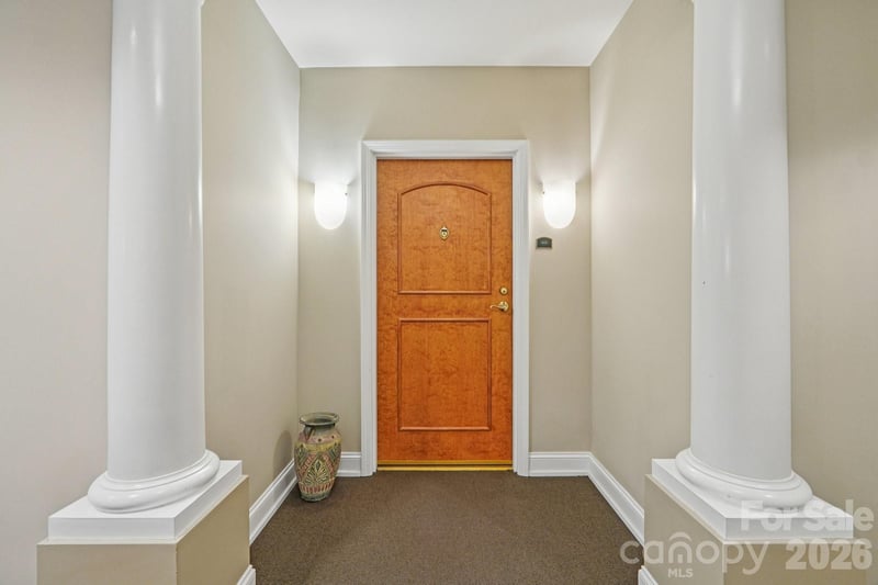 401 N Church St #408, Charlotte, NC 28202