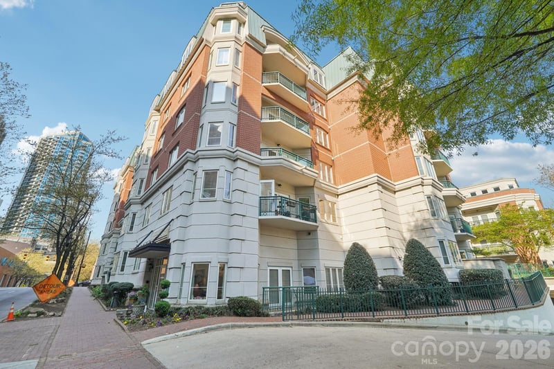 401 N Church St #408, Charlotte, NC 28202
