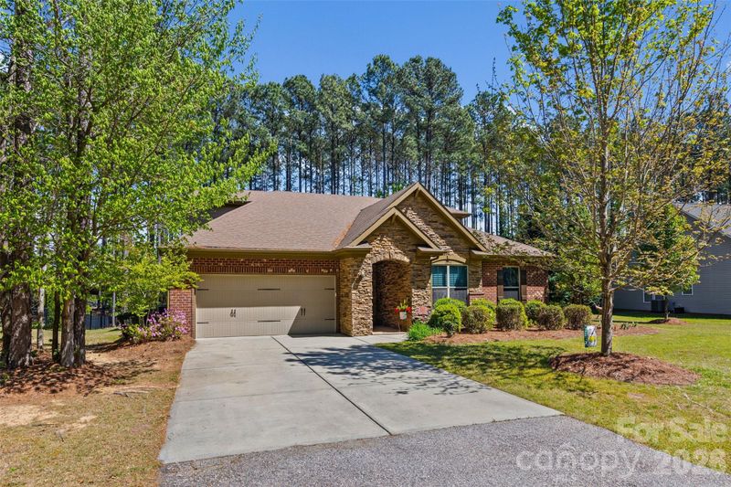 2054 Lometa Rd, York, SC 29745