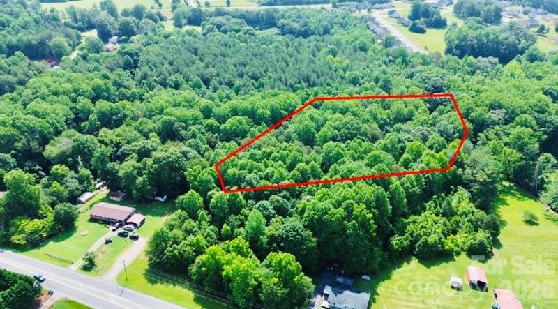 2417 Ring Rd, Conover, NC 28613