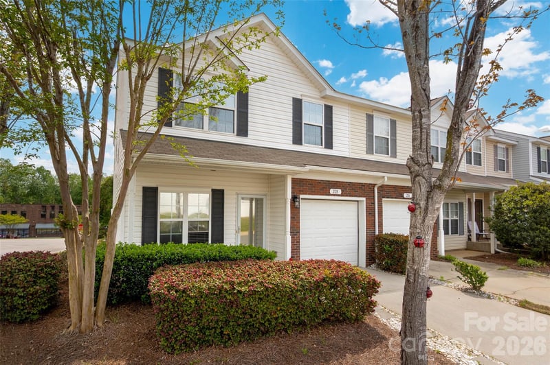 228 Tail Race Ln, Fort Mill, SC 29715