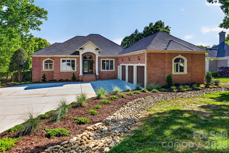 153 Plantation Dr #80, Mooresville, NC 28117
