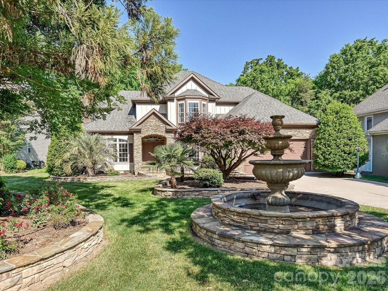 21425 Crown Lake Dr, Cornelius, NC 28031