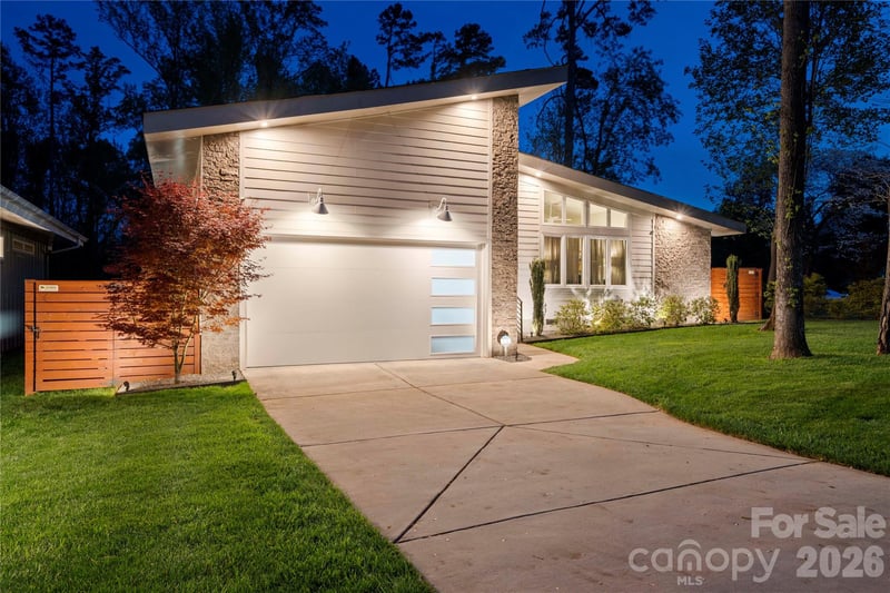 1852 Lakedell Dr, Charlotte, NC 28215