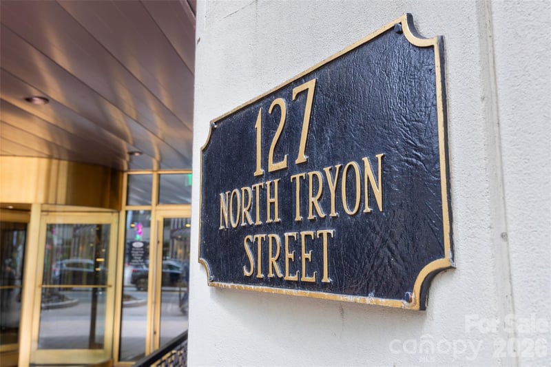 127 N Tryon St #410, Charlotte, NC 28202