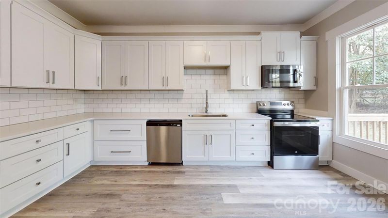 307 W Washington Ave, Bessemer City, NC 28016
